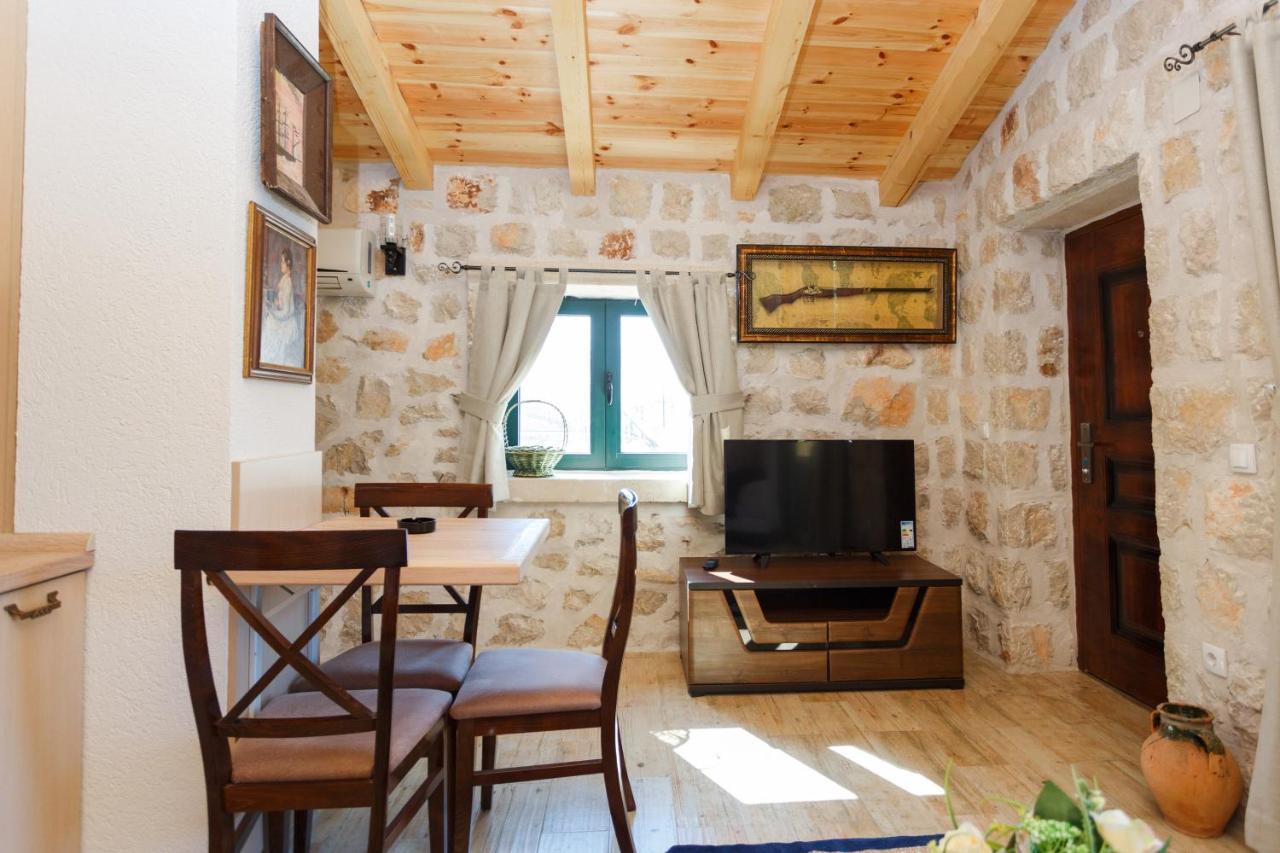 Krstac Olive Resort מראה חיצוני תמונה